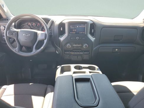 Used 2025 Chevrolet Silverado 1500 Custom Trail Boss AWD/4WD image 14