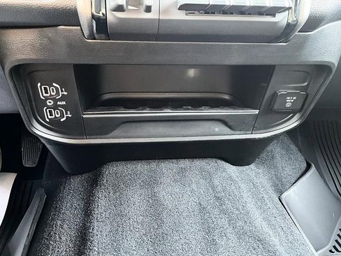 New 2026 RAM 2500 Tradesman AWD/4WD image 26