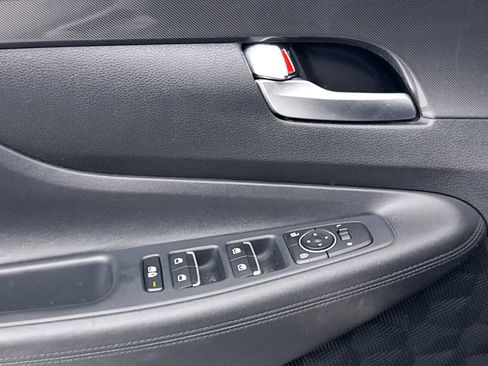 Used 2022 Hyundai Santa Fe SEL FWD image 25
