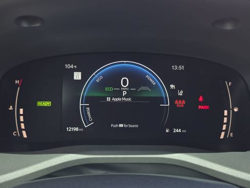 Used 2025 Toyota Camry SE FWD image 19