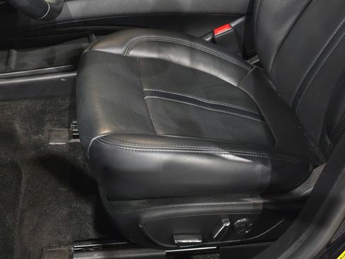 Used 2020 Lincoln MKZ Reserve w/ Luxury Package image 25