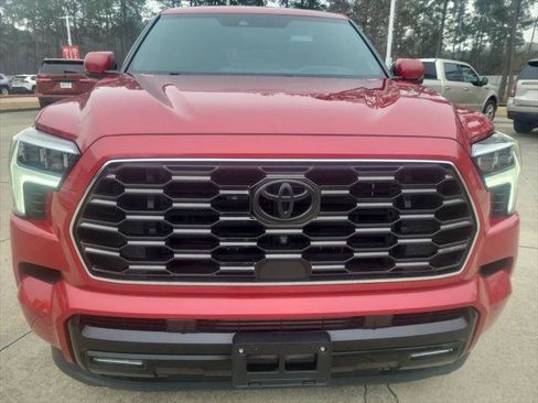 Certified 2024 Toyota Sequoia Platinum image 5