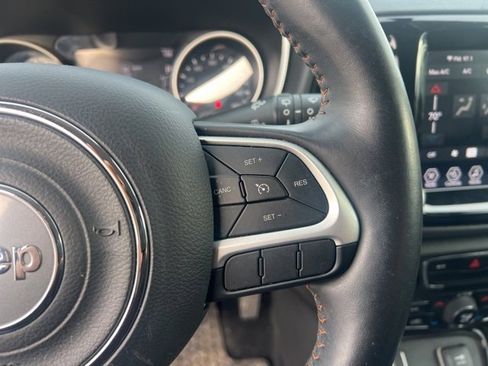 Used 2019 Jeep Compass Limited image 20