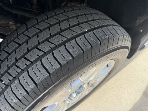 Used 2017 Chevrolet Silverado 2500 LTZ image 8