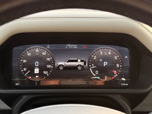 Used 2020 Land Rover Defender 110 S AWD/4WD image 35