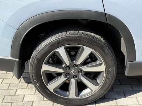 Used 2025 Honda Pilot Touring image 50