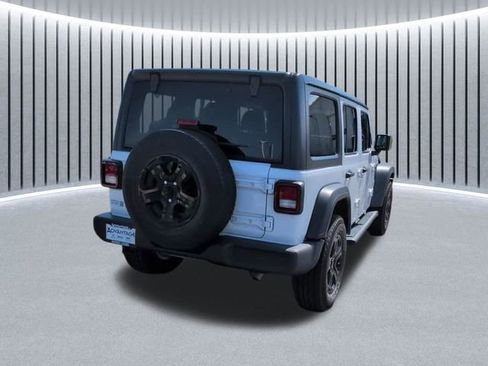 Used 2021 Jeep Wrangler Unlimited Sport AWD/4WD image 5