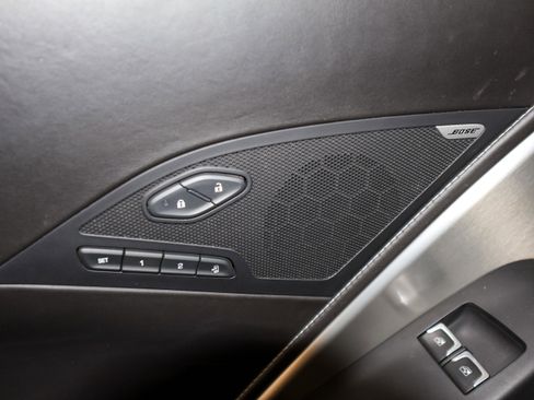 Used 2016 Chevrolet Corvette Z06 w/ 3LZ Preferred Equipment Group image 23