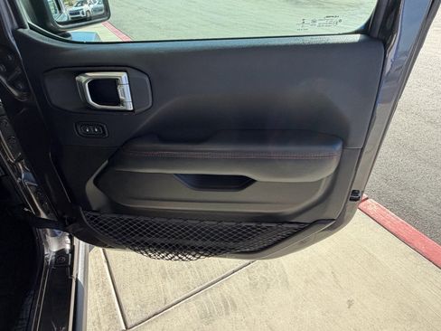 Used 2018 Jeep Wrangler Unlimited Rubicon image 20