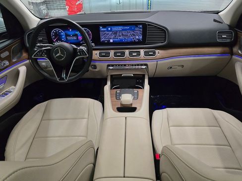 Used 2024 Mercedes-Benz GLE 450 4MATIC image 35