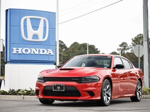 Used 2023 Dodge Charger GT image 1
