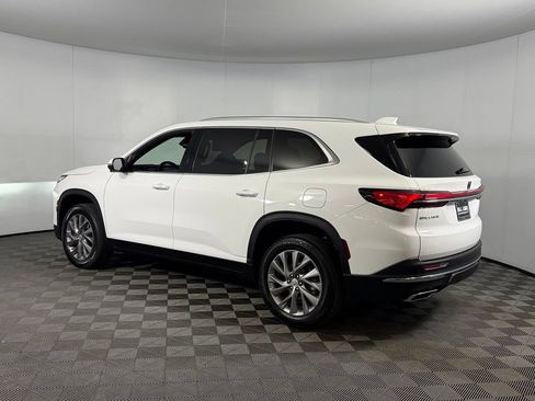 Used 2026 Buick Enclave Preferred FWD image 10