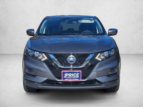 Used 2020 Nissan Rogue Sport S image 2