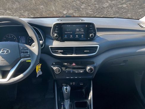Used 2021 Hyundai Tucson SE image 6