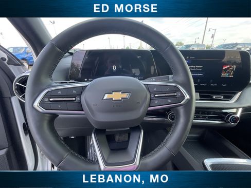 Used 2025 Chevrolet Equinox LT w/ Convenience Package II AWD/4WD image 11