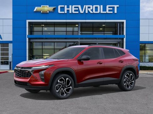 New 2026 Chevrolet Trax RS w/ Sunroof Package image 2