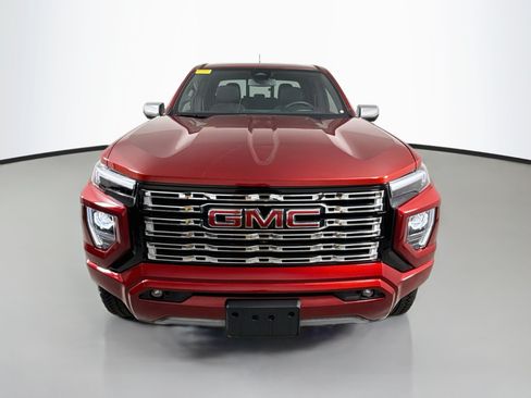 Used 2024 GMC Canyon Denali AWD/4WD image 2