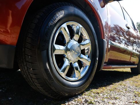 Used 2004 INFINITI QX56 RWD 4DR w/ Smart Vision Pkg image 29