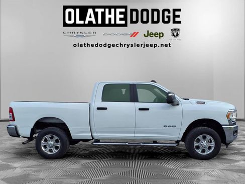 Certified 2024 RAM 2500 Big Horn AWD/4WD image 31