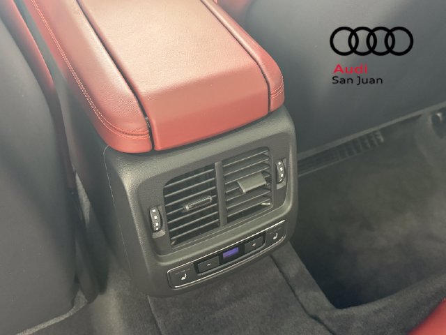 Used 2022 Audi RS e-tron GT w/ Carbon Performance Package AWD/4WD image 30