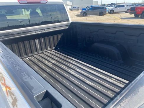 Used 2024 Chevrolet Silverado 1500 Custom AWD/4WD image 4