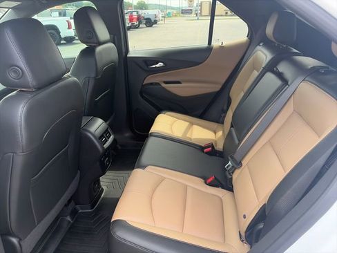 Used 2022 Chevrolet Equinox Premier FWD image 14