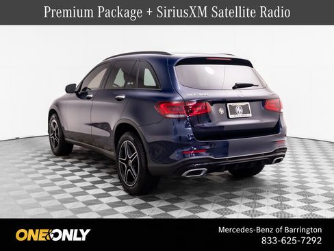 Used 2021 Mercedes-Benz GLC 300 4MATIC image 3