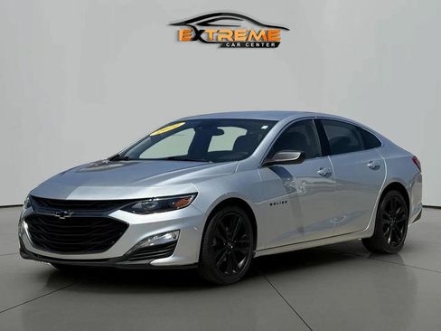 Used 2022 Chevrolet Malibu LT FWD image 2
