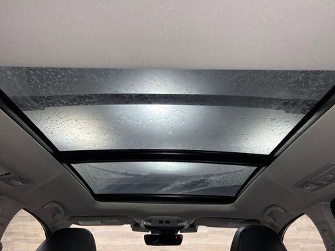 Used 2025 Subaru Ascent Bronze Edition image 16