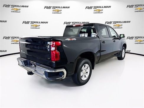 Used 2025 Chevrolet Silverado 1500 LT image 7