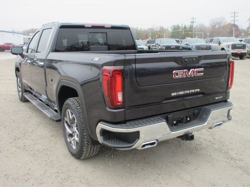 New 2026 GMC Sierra 1500 SLT w/ SLT Premium Plus Package image 9