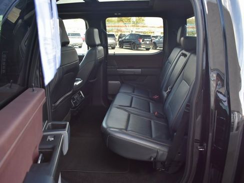 Used 2022 Ford F150 Lariat w/ Equipment Group 502A High image 43