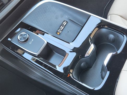 New 2026 Buick Enclave Preferred w/ Power Package image 15