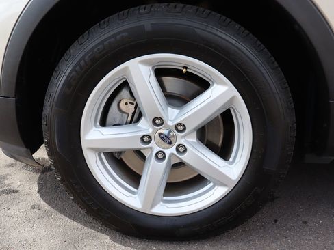 Used 2017 Ford Explorer XLT w/ Equipment Group 202A image 43