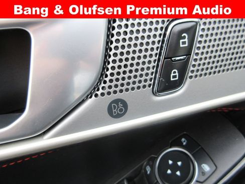 Used 2023 Ford Explorer ST-Line w/ Class IV Trailer Tow Package AWD/4WD image 19