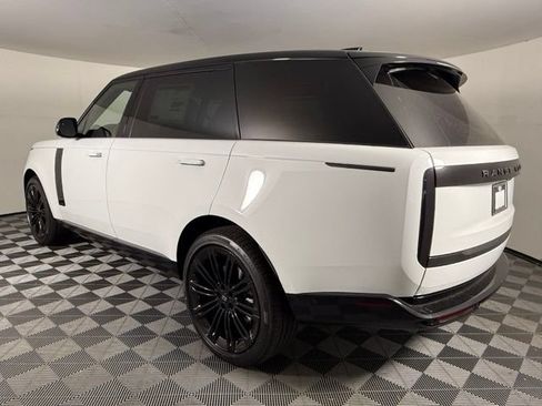 New 2027 Land Rover Range Rover Long Wheelbase SE AWD/4WD image 4