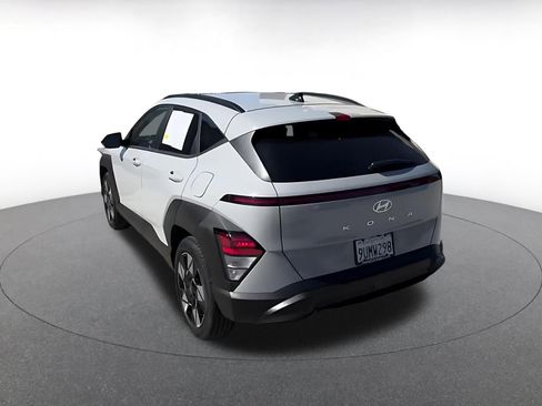 Used 2025 Hyundai Kona SEL image 11