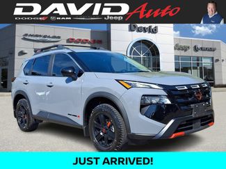 Used 2025 Nissan Rogue SV AWD/4WD 360° Tour