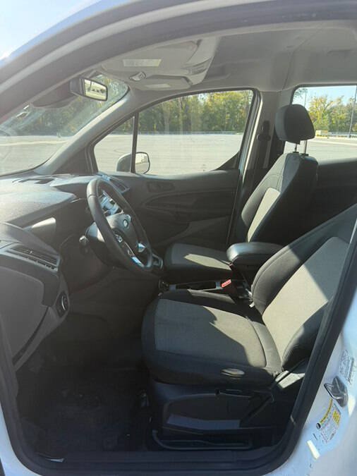Used 2020 Ford Transit Connect XL FWD image 20