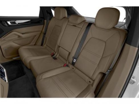 Used 2021 Porsche Cayenne 4DR AWD COUPE image 19
