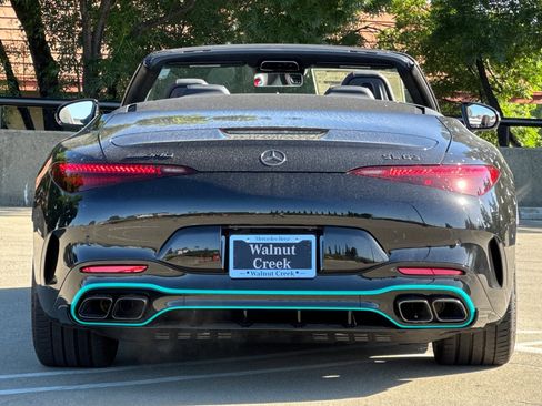 Certified 2024 Mercedes-Benz SL 63 AMG 4MATIC image 6