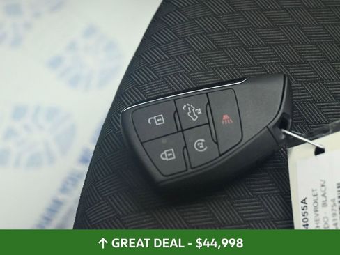 Used 2024 Chevrolet Silverado 1500 LT Trail Boss w/ Convenience Package II AWD/4WD image 32