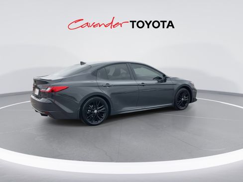 Used 2026 Toyota Camry SE w/ Convenience Package image 8