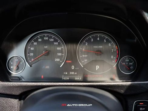 Used 2016 BMW M4 Coupe image 14
