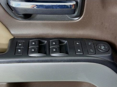 Used 2017 Chevrolet Silverado 1500 LT w/ All Star Edition image 21