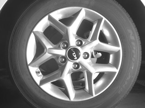 Used 2025 Kia Soul LX w/ LX Technology Package FWD image 17