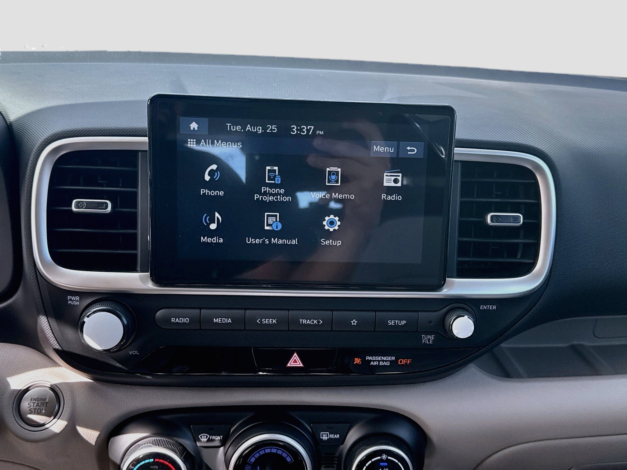 New 2026 Hyundai Venue SEL FWD image 10