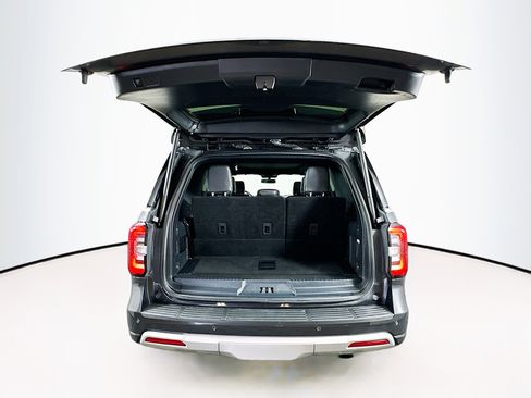 Used 2022 Ford Expedition Platinum image 31