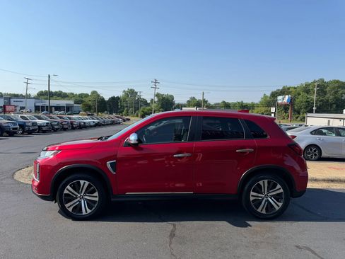 Used 2021 Mitsubishi Outlander Sport SE AWD/4WD image 4