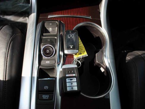 Used 2015 Acura TLX V6 w/ Technology Package image 24